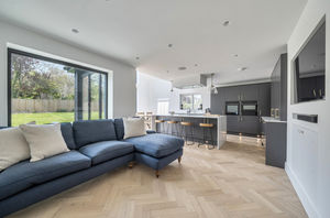 Photo 14- click for photo gallery